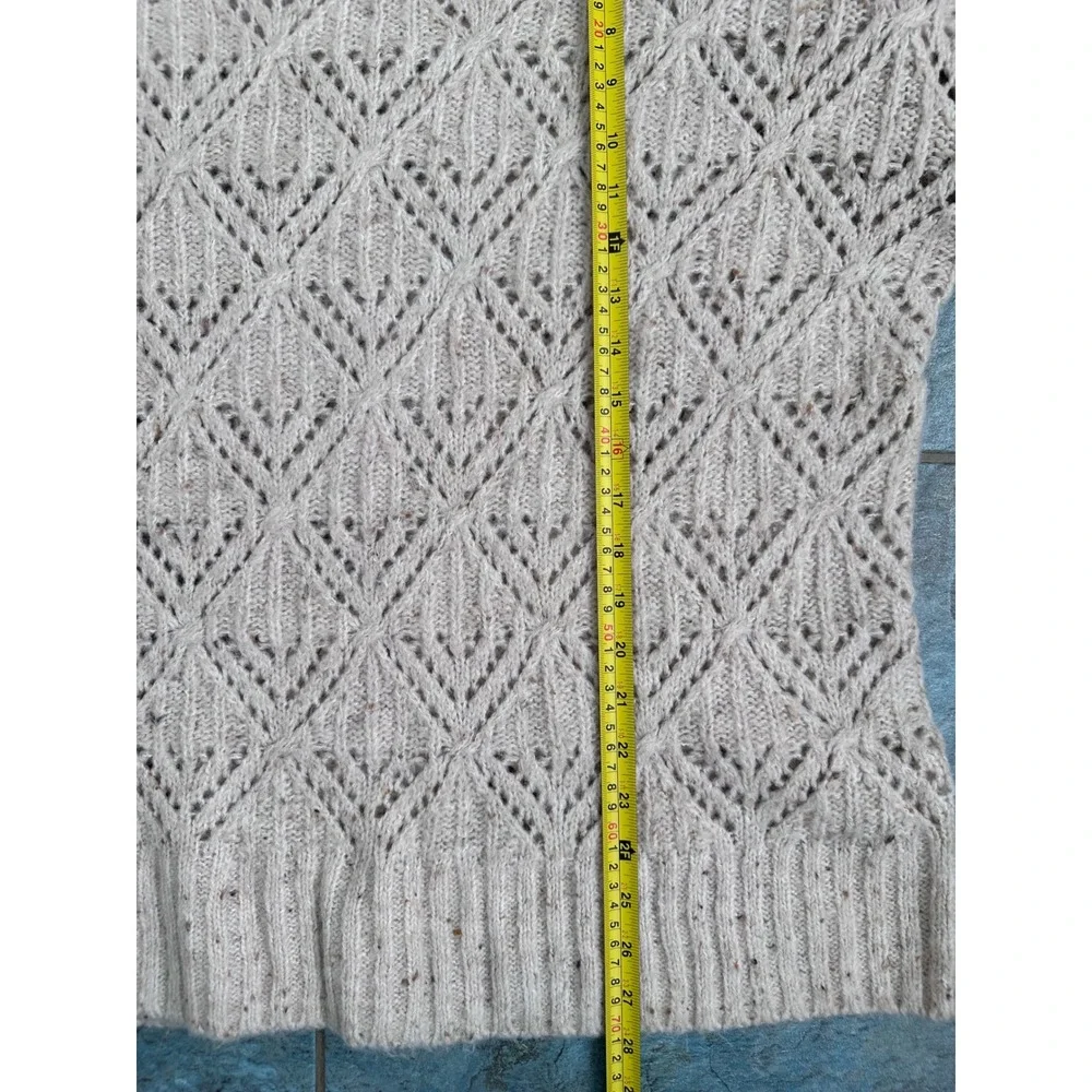 Old Navy Womens 3X Beige Pointelle Diamond Knit Ruffle Shoulder Sweater Oatmeal